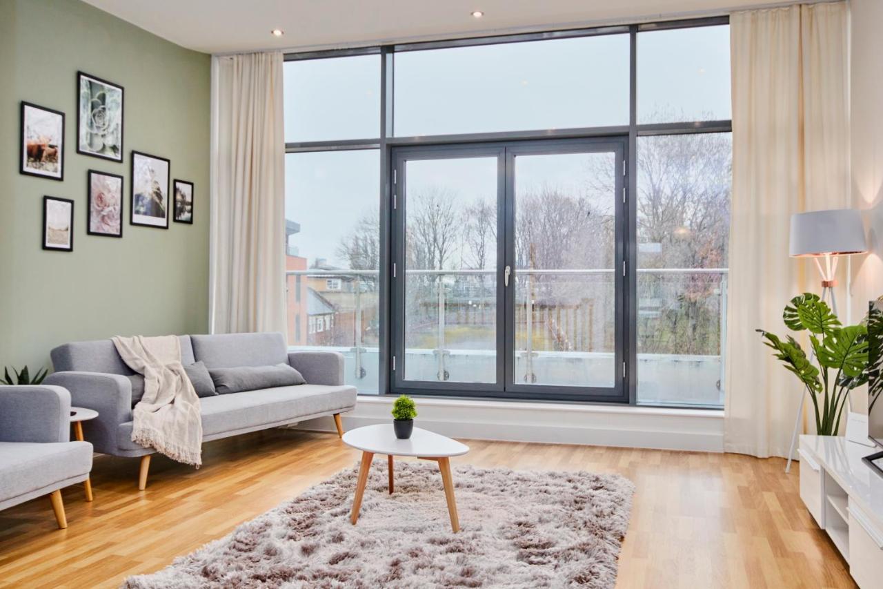 Large Duplex Penthouse - Parking Leilighet Leeds  Eksteriør bilde